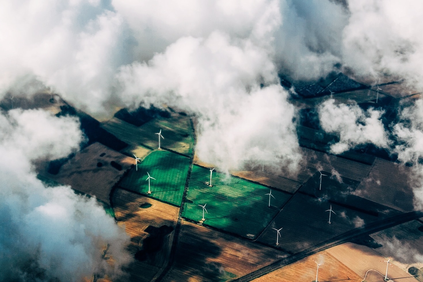 Exploring Renewable Energy for Off-Grid Homes